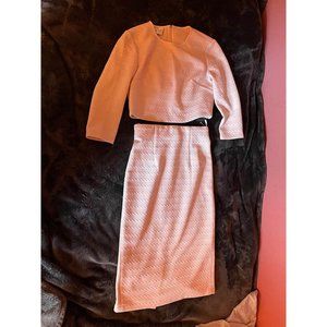 Donna Morgan, 2 piece suit, pink size 2
